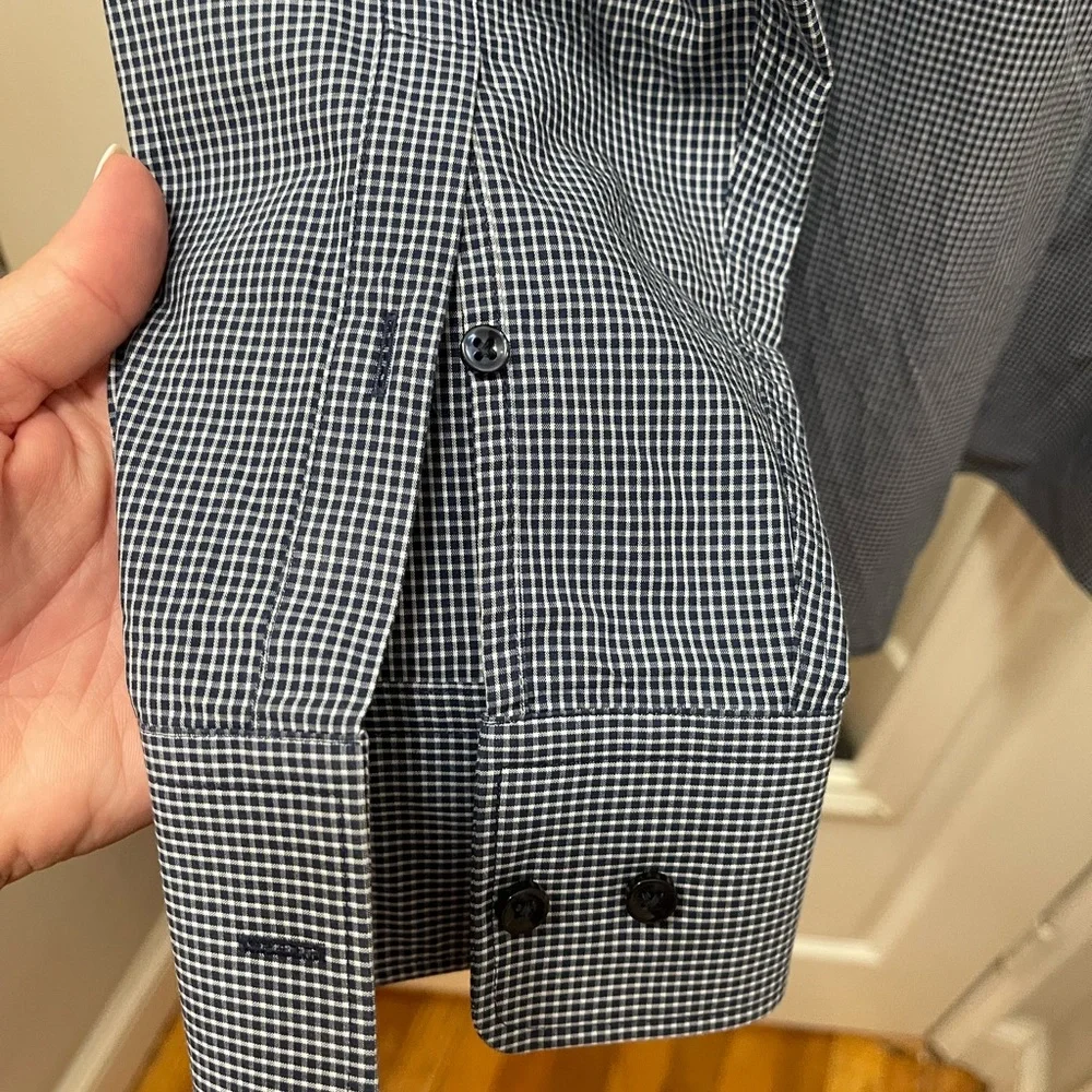Hugo boss button down - Picture 5 of 7